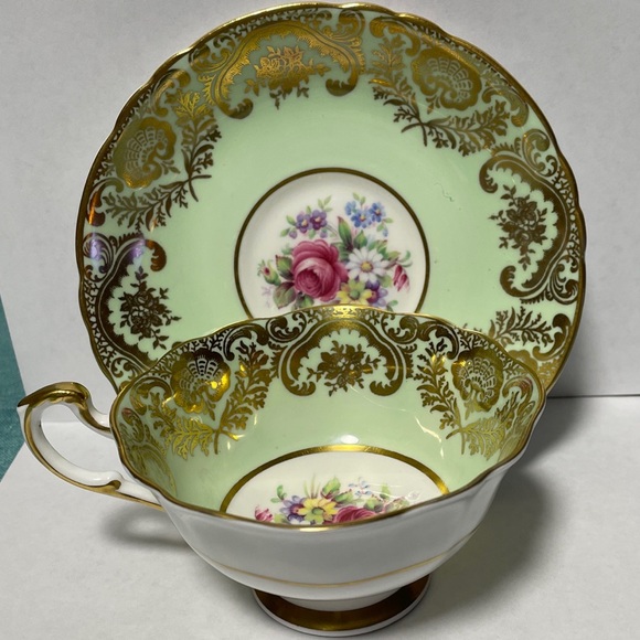 PARAGON Other - Vintage Double Warrant Paragon Green Fruit & Flowers Gold Guild Teacup Saucer